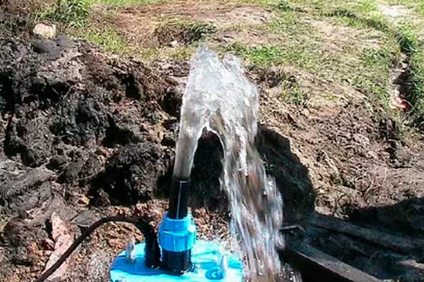 Бурение скважины с промывкой